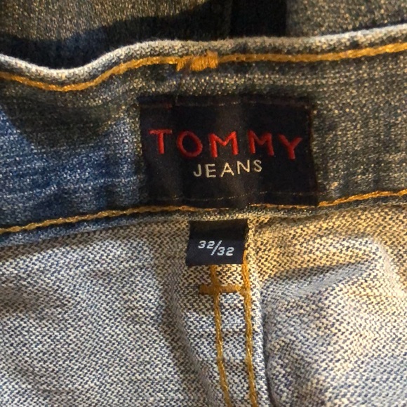 Tommy Hilfiger Jeans - Picture 3 of 8